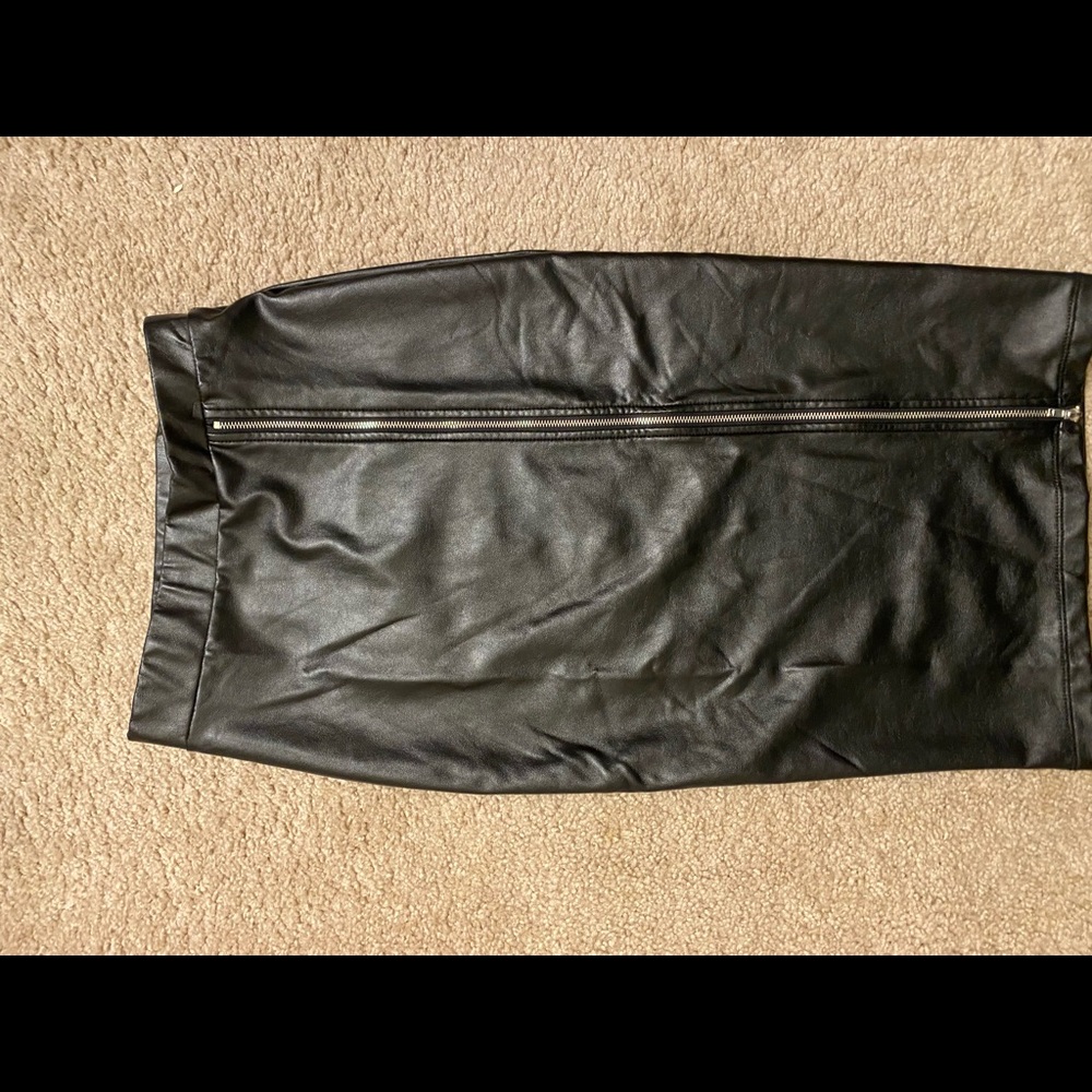 Girls leather look skirt